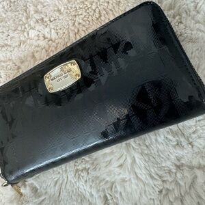 Michael kors Wallet: